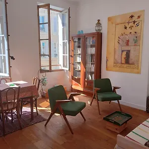  Apartment Consolat